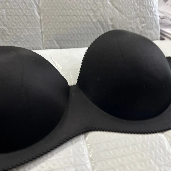 Shein Women’s Medium Strapless Padded Underwire Black Bra with extension see - Picture 2 of 8